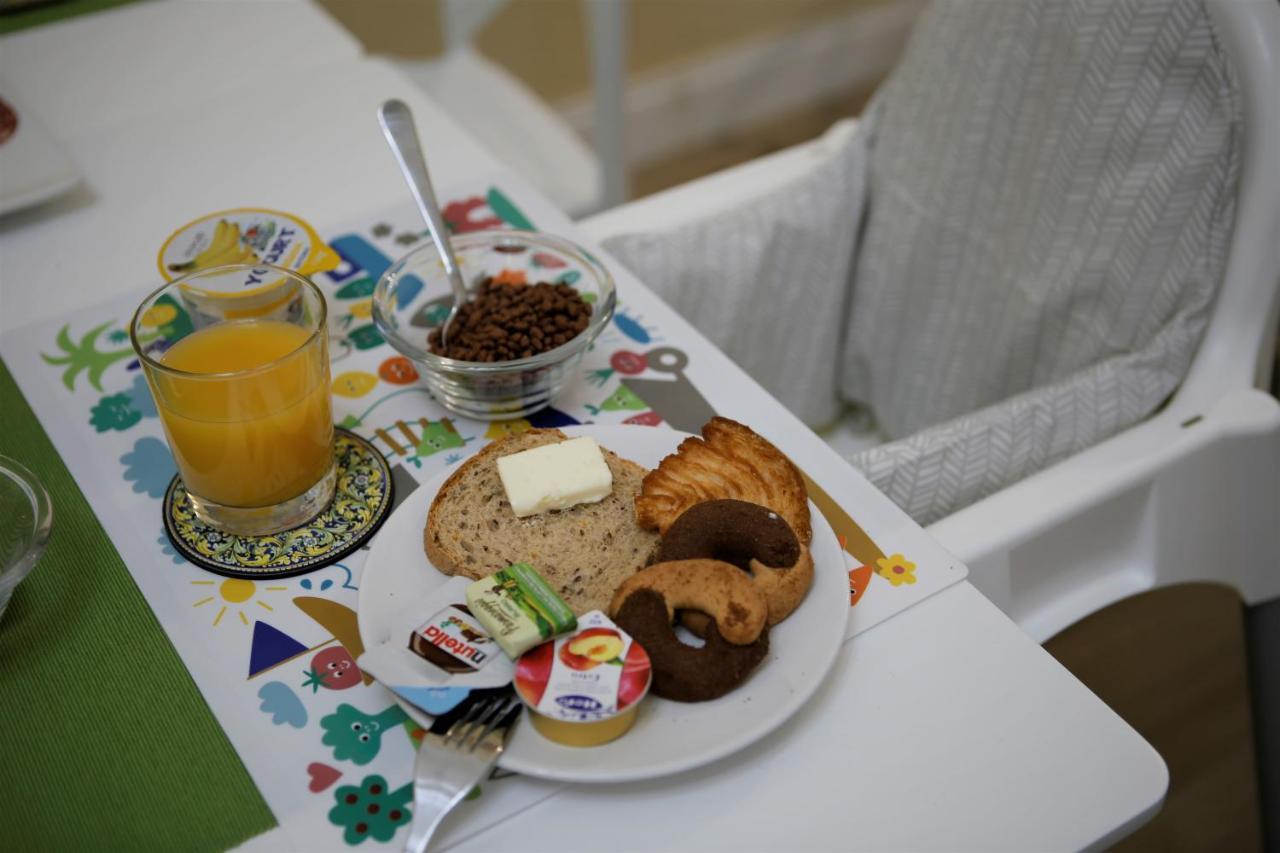 Porta San Gennaro Bed and Breakfast Napoli Esterno foto